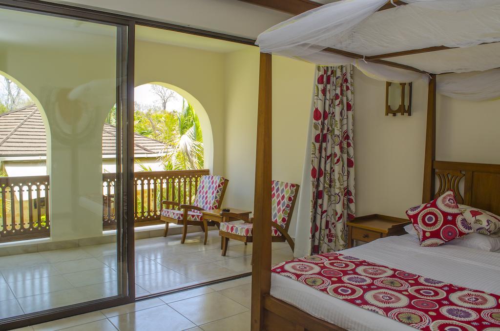 Lotfa Resort Diani Diani Beach Zimmer foto