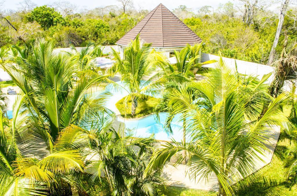 Lotfa Resort Diani Diani Beach Exterior foto